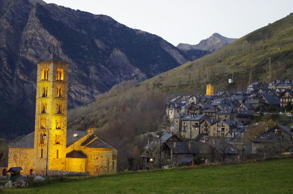Sisquet Apartaments Erillavall Exteriér fotografie